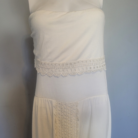 The Collection by L Space Tube Dress with Flounce and Lace Detail, VGUC, Size L - Picture 2 of 7